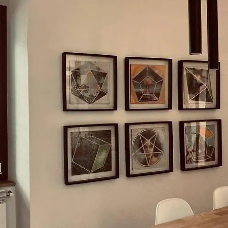 Palestro 8_art House *